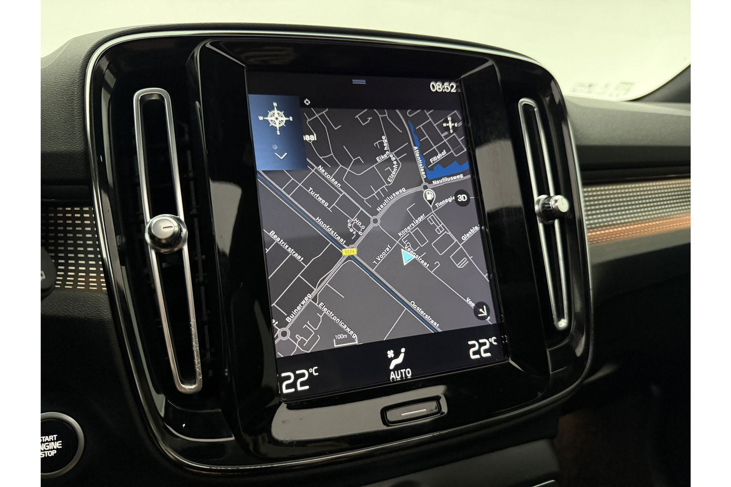 Volvo XC40 1.5 T5 Twin Engine R-Design 262PK Pano Camera LED Virtual Sfeer Trekhaak Memory Carplay Clima Cruise Navi PDC 20''LMV