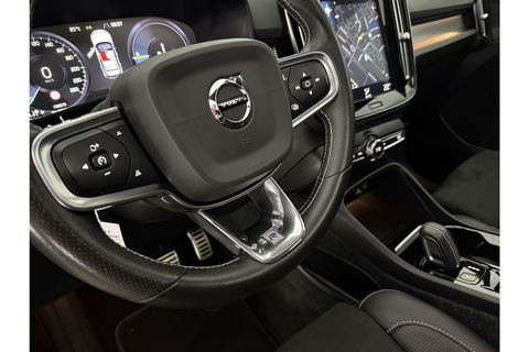 Volvo XC40 1.5 T5 Twin Engine R-Design 262PK Pano Camera LED Virtual Sfeer Trekhaak Memory Carplay Clima Cruise Navi PDC 20''LMV