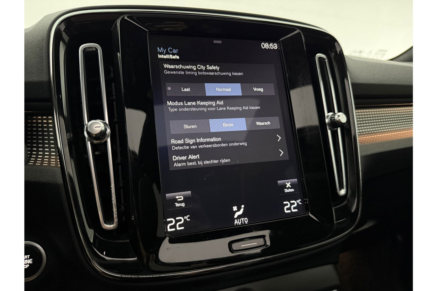 Volvo XC40 1.5 T5 Twin Engine R-Design 262PK Pano Camera LED Virtual Sfeer Trekhaak Memory Carplay Clima Cruise Navi PDC 20''LMV