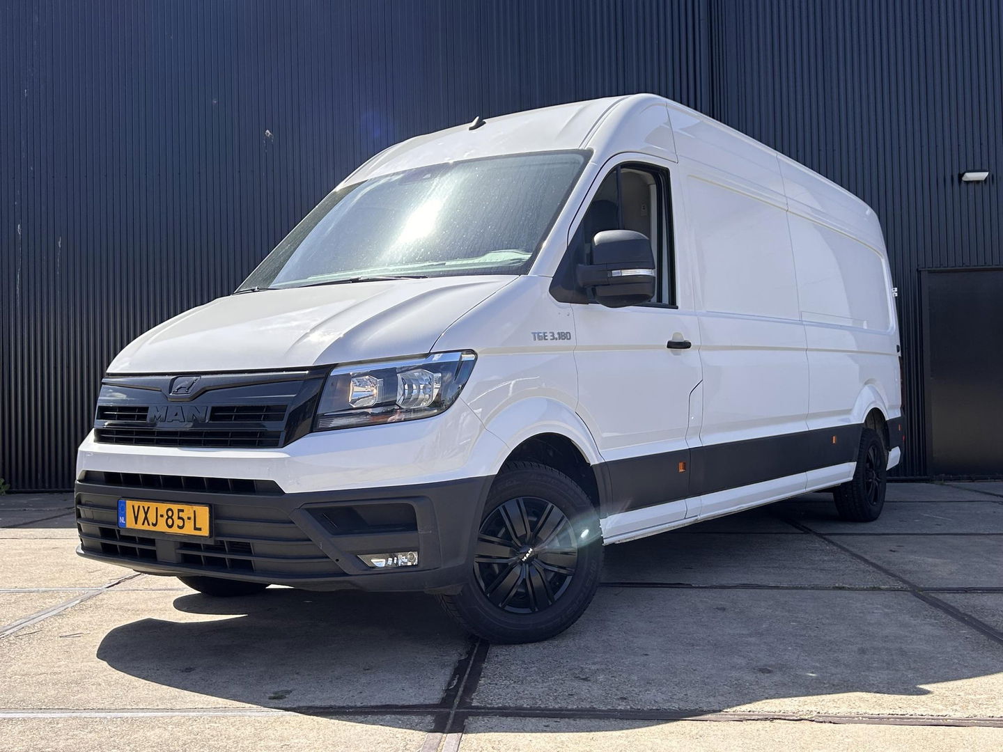 MAN TGE Automaat 177PK 2.0 Extra Lang Hoog | 12 MAAND APK  | L4H3 | 4.20M laadruimte | ERGO Seat | Camera | Navigatie |