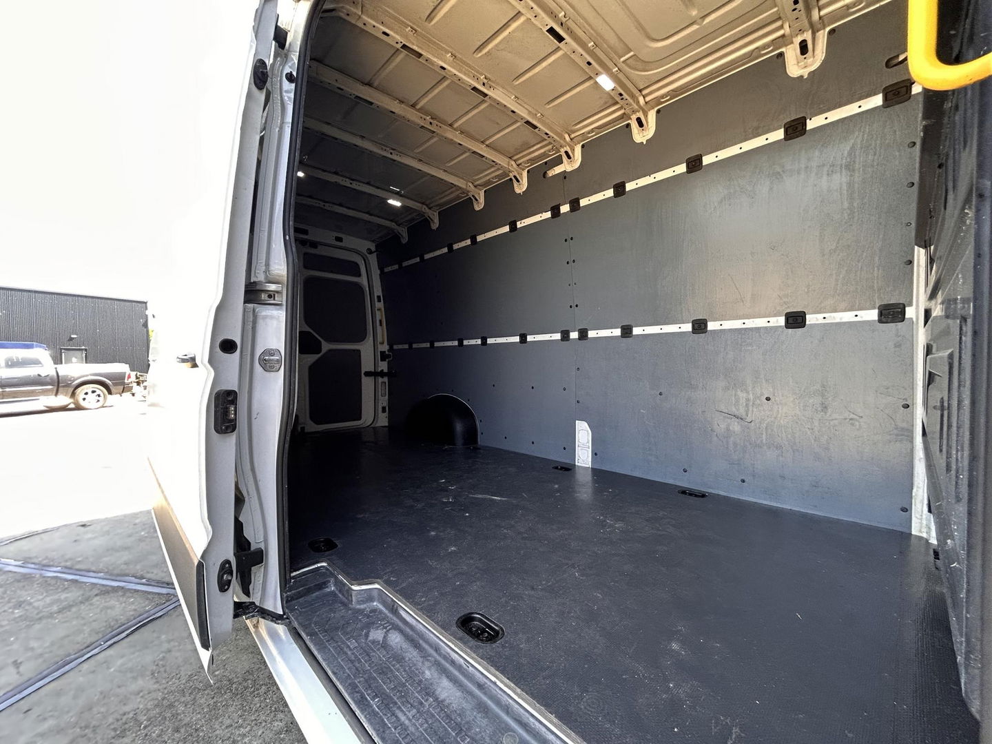 MAN TGE Automaat 177PK 2.0 Extra Lang Hoog | 12 MAAND APK  | L4H3 | 4.20M laadruimte | ERGO Seat | Camera | Navigatie |