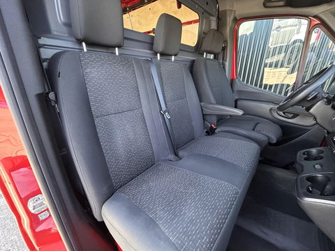 Mercedes-Benz Sprinter 319 3.0 V6 L2H2 | LED | 18 inch | Groot Scherm | 190PK