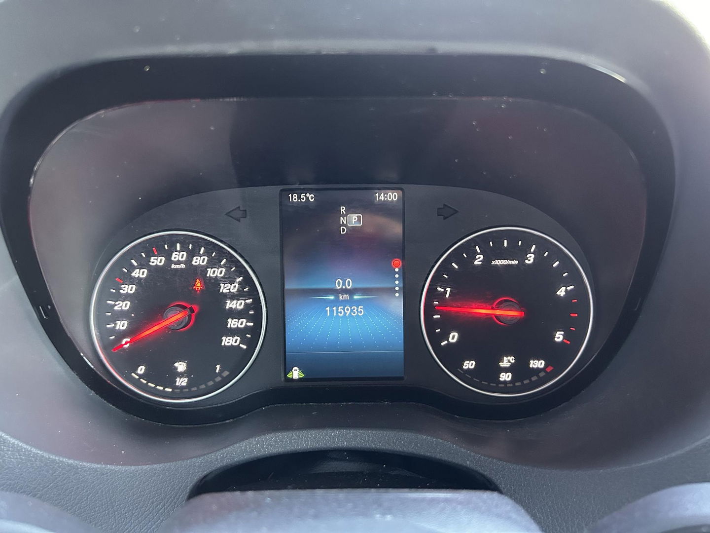 Mercedes-Benz Sprinter 319 3.0 V6 L2H2 | LED | 18 inch | Groot Scherm | 190PK