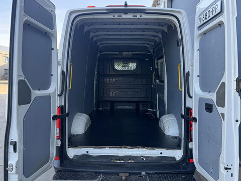 Volkswagen Crafter 35 2.0 TDI L3H3 Comfortline AIRCO / CRUISE CONTROLE / NAVI / TREKHAAK