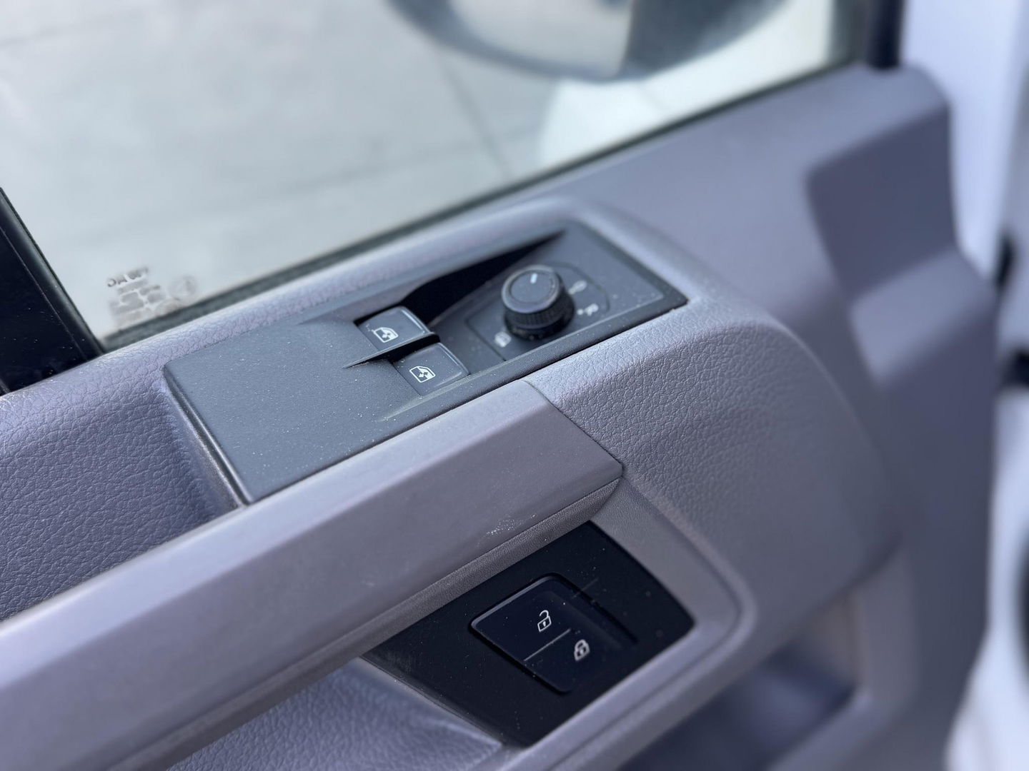 Volkswagen Crafter 35 2.0 TDI L3H3 Comfortline AIRCO / CRUISE CONTROLE / NAVI / TREKHAAK