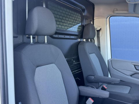 Volkswagen Crafter 35 2.0 TDI L3H3 Comfortline AIRCO / CRUISE CONTROLE / NAVI / TREKHAAK