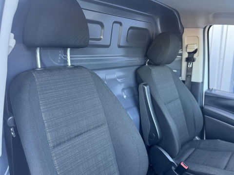 Mercedes-Benz Vito 114 CDI Lang L2H1 / AIRCO / CRUISE CONTROLE / NAVI / CAMERA / EURO 6