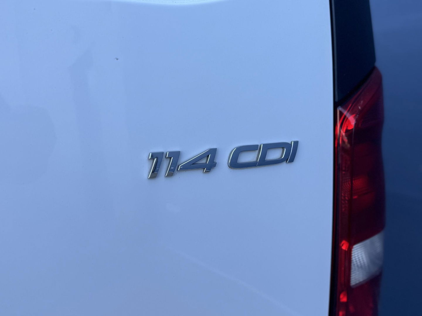 Mercedes-Benz Vito 114 CDI Lang L2H1 / AIRCO / CRUISE CONTROLE / NAVI / CAMERA / EURO 6