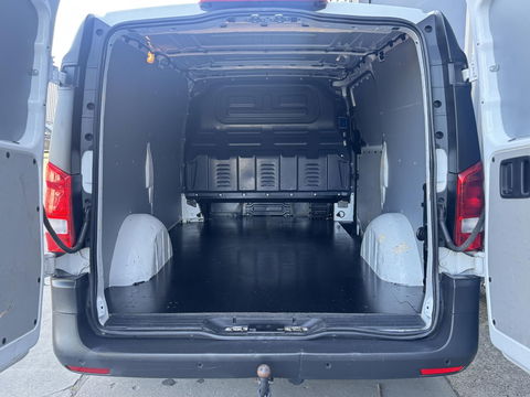Mercedes-Benz Vito 114 CDI Lang L2H1 / AIRCO / CRUISE CONTROLE / NAVI / CAMERA / EURO 6