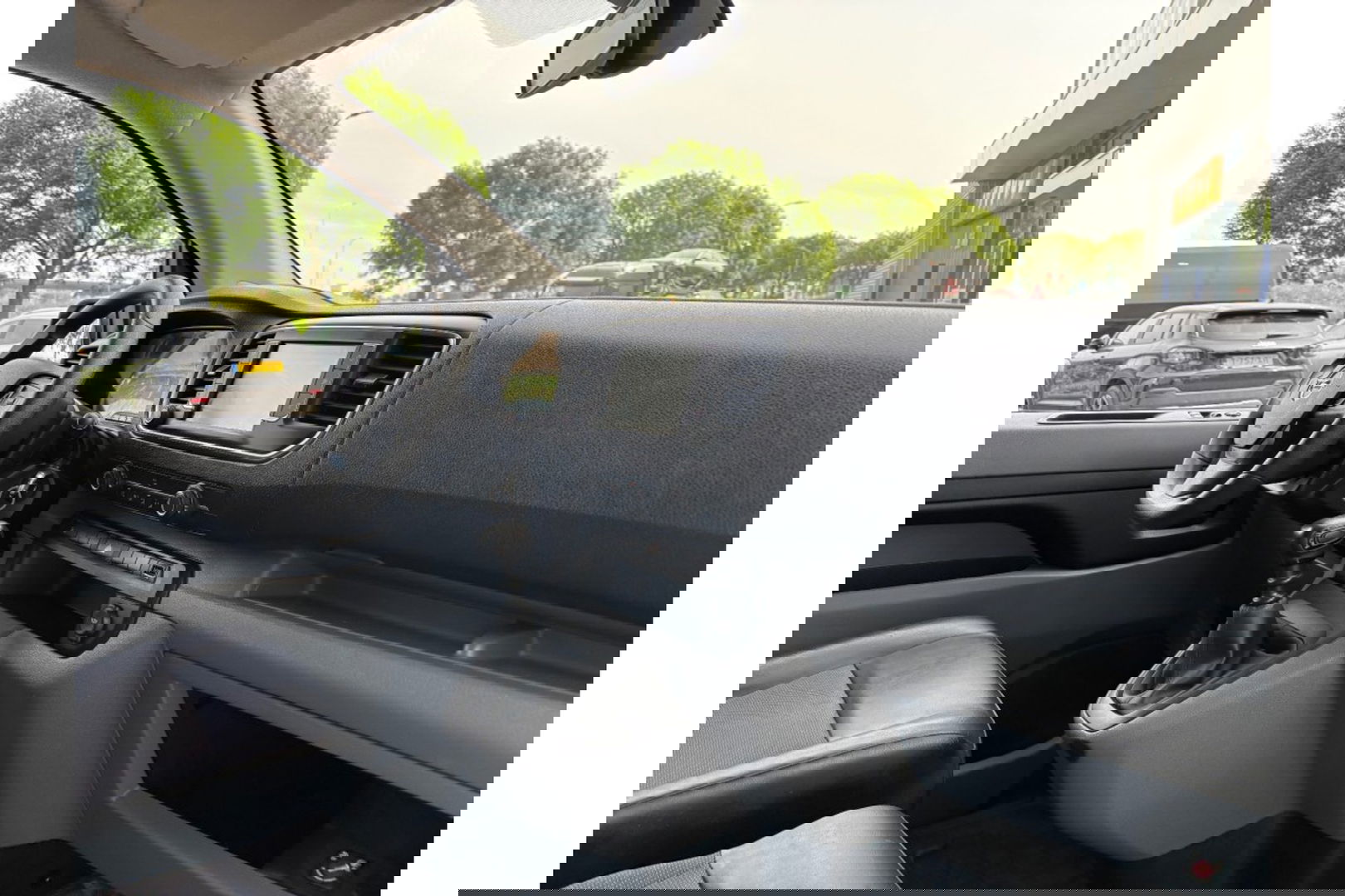 Opel Vivaro 1.5 CDTI L2 H1 NAVI AIRCO LEDER CAMERA