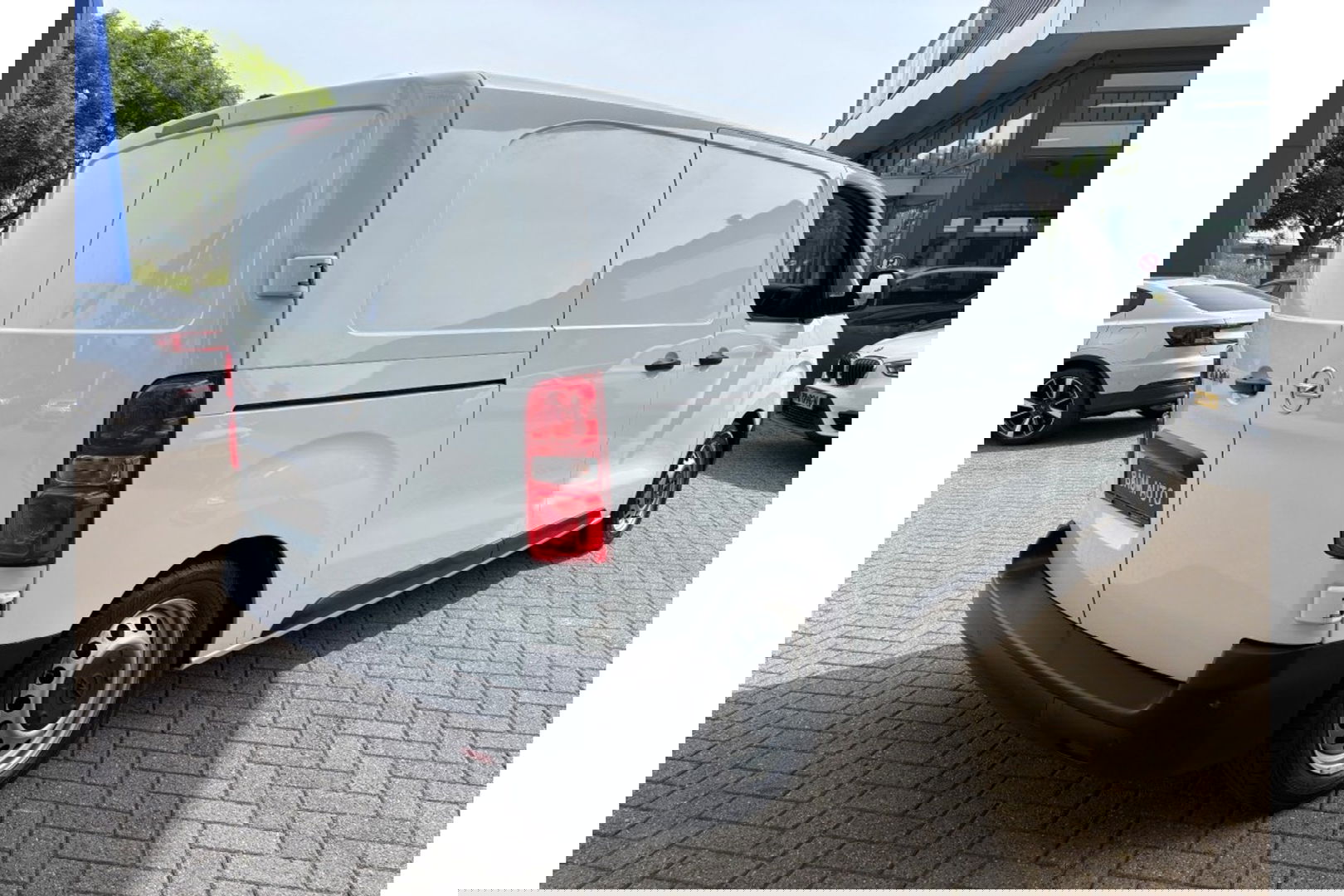 Opel Vivaro 1.5 CDTI L2 H1 NAVI AIRCO LEDER CAMERA
