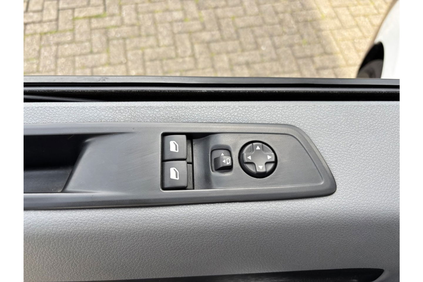 Opel Vivaro 1.5 CDTI L2 H1 NAVI AIRCO LEDER CAMERA