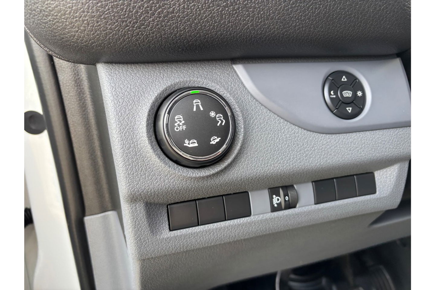 Opel Vivaro 1.5 CDTI L2 H1 NAVI AIRCO LEDER CAMERA