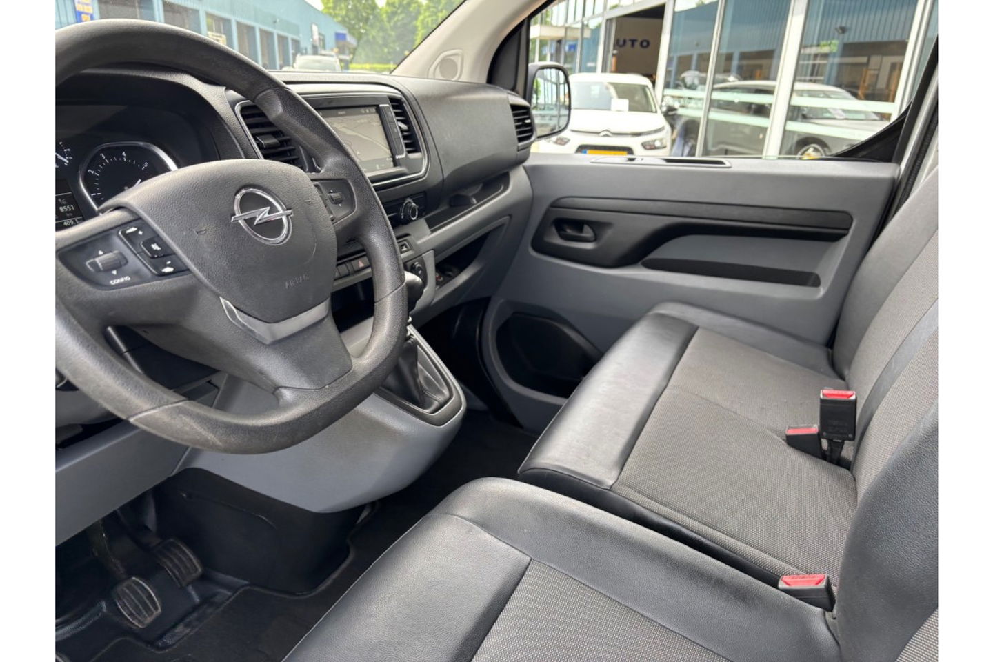Opel Vivaro 1.5 CDTI L2 H1 NAVI AIRCO LEDER CAMERA
