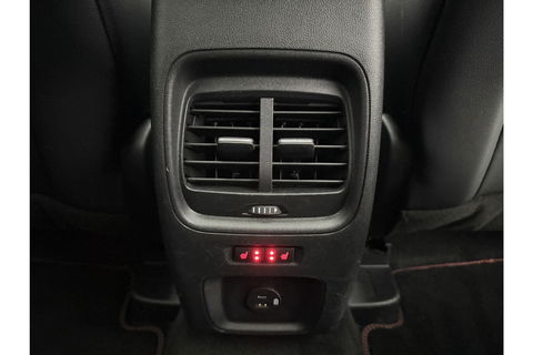 Ford Kuga 2.5 PHEV 209PK ST-Line Pano b/o Camera LED Virtual Trekhaak Carplay Clima Cruise Navi 18"LMV PDC