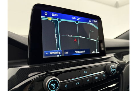 Ford Kuga 2.5 PHEV 209PK ST-Line Pano b/o Camera LED Virtual Trekhaak Carplay Clima Cruise Navi 18"LMV PDC