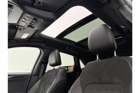 Ford Kuga 2.5 PHEV 209PK ST-Line Pano b/o Camera LED Virtual Trekhaak Carplay Clima Cruise Navi 18"LMV PDC