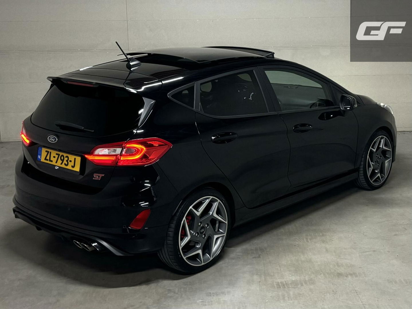 Ford Fiesta 1.5 EcoBoost ST-3 Performance Pano Recaro B&O CarPlay