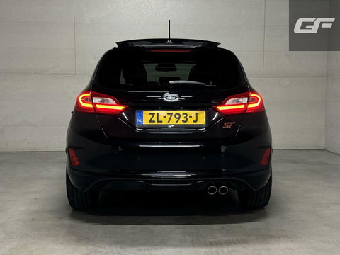 Ford Fiesta 1.5 EcoBoost ST-3 Performance Pano Recaro B&O CarPlay