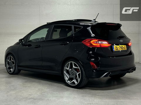 Ford Fiesta 1.5 EcoBoost ST-3 Performance Pano Recaro B&O CarPlay
