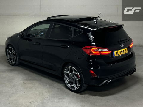 Ford Fiesta 1.5 EcoBoost ST-3 Performance Pano Recaro B&O CarPlay