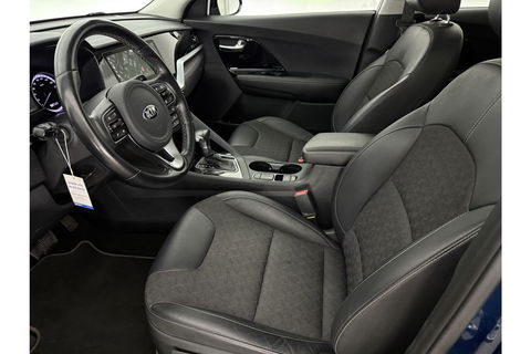 Kia Niro 1.6 GDi Hybrid DynamicLine Camera LED Trekhaak Carplay Clima Cuise Navi PDC 16''LMV