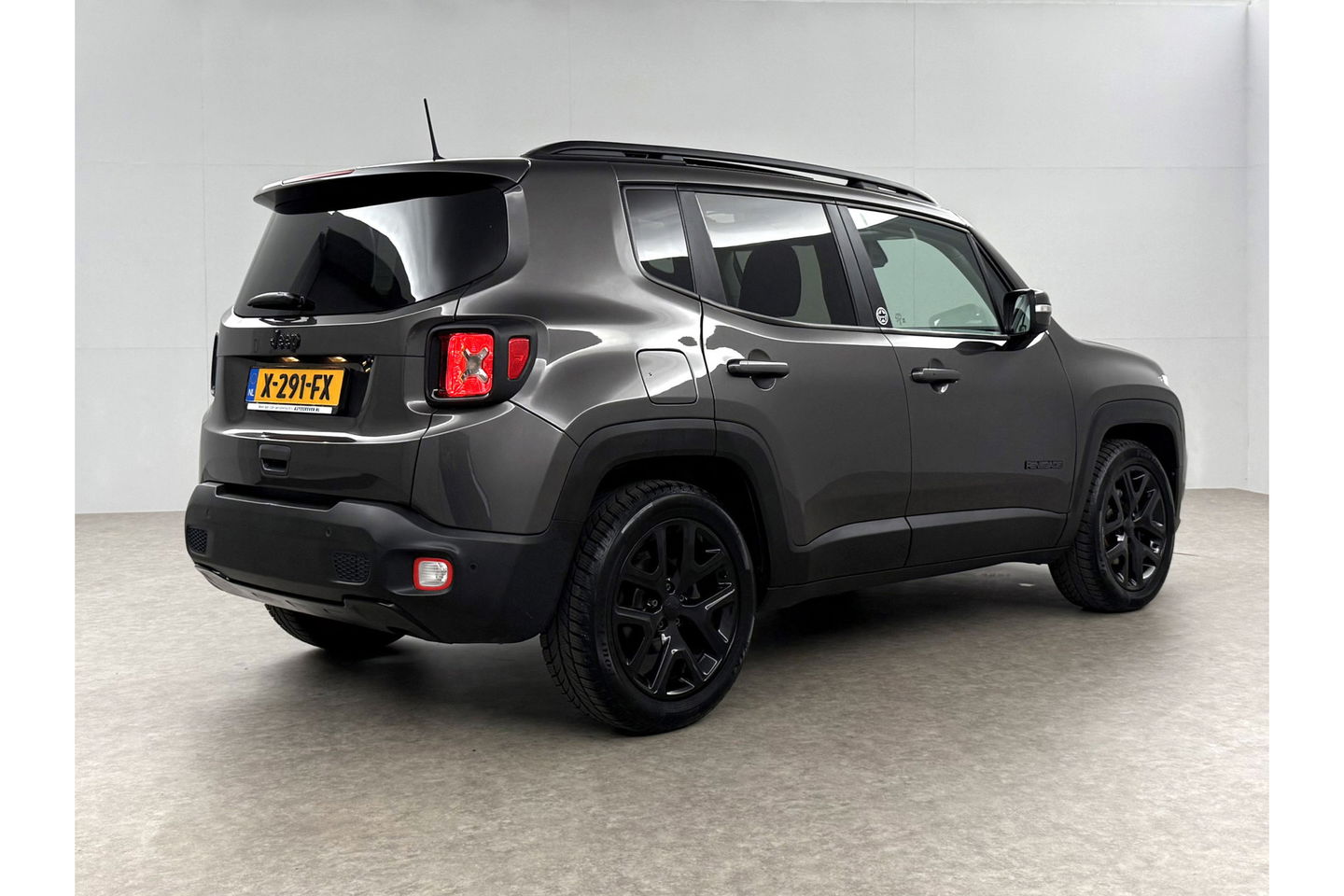 Jeep Renegade 1.3T DDCT Limited 150PK Automaat Pano Clima Cruise 18"LMV Elektrpakket