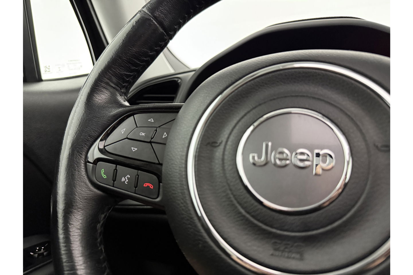 Jeep Renegade 1.3T DDCT Limited 150PK Automaat Pano Clima Cruise 18"LMV Elektrpakket