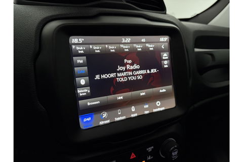 Jeep Renegade 1.3T DDCT Limited 150PK Automaat Pano Clima Cruise 18"LMV Elektrpakket