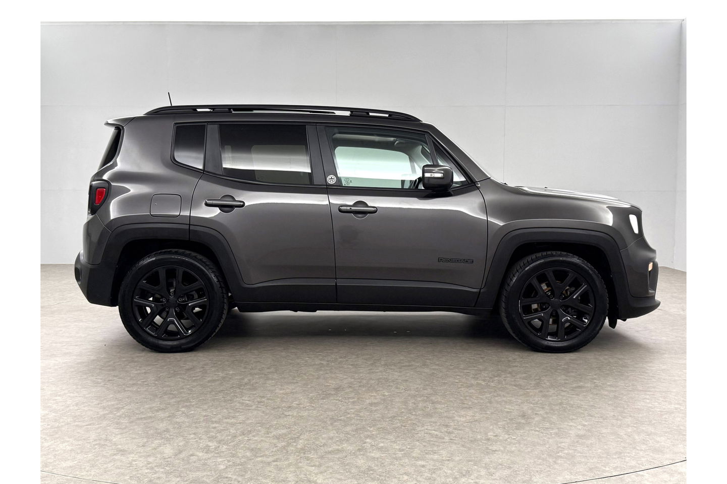 Jeep Renegade 1.3T DDCT Limited 150PK Automaat Pano Clima Cruise 18"LMV Elektrpakket