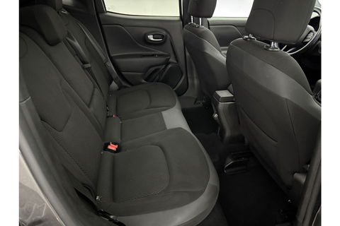 Jeep Renegade 1.3T DDCT Limited 150PK Automaat Pano Clima Cruise 18"LMV Elektrpakket