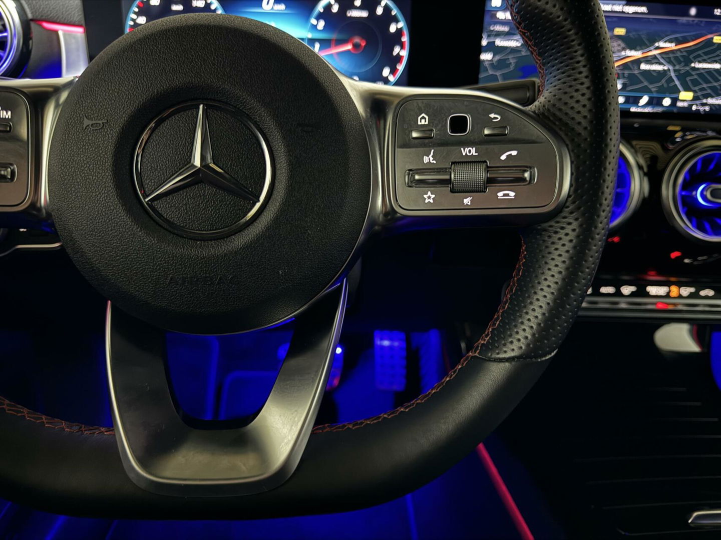 Mercedes-Benz CLA Shooting Brake 200 AMG Designo Matt Sfeer
