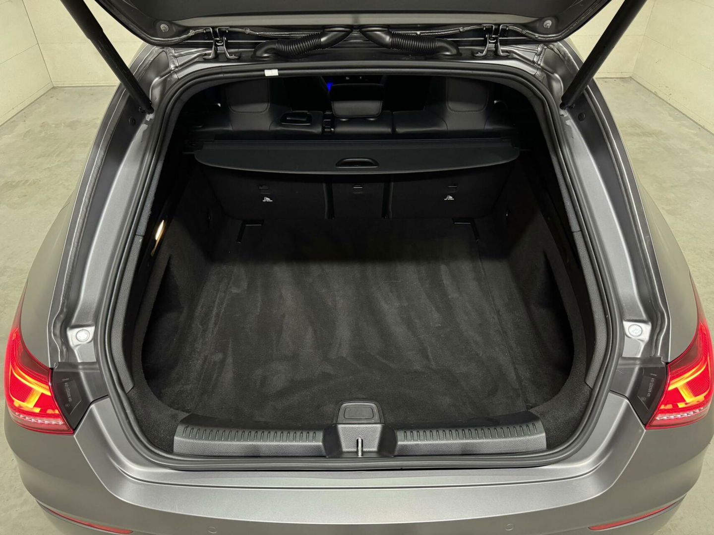 Mercedes-Benz CLA Shooting Brake 200 AMG Designo Matt Sfeer