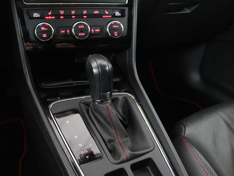 SEAT Leon 2.0 TSI FR Business Intense | Panoramadak | Apple CarPlay | Leder |Navigatie | Stoelverwarming | Cruise Control | LMV 18