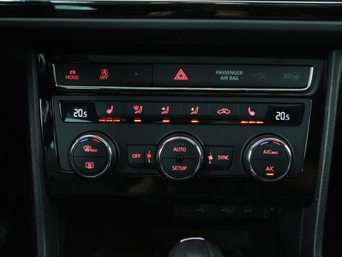 SEAT Leon 2.0 TSI FR Business Intense | Panoramadak | Apple CarPlay | Leder |Navigatie | Stoelverwarming | Cruise Control | LMV 18