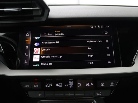 Audi A3 Limousine 30 TFSI Business edition Automaat | Trekhaak | Navigatie | Appel CarPlay | Cruise Control | DAB | LMV