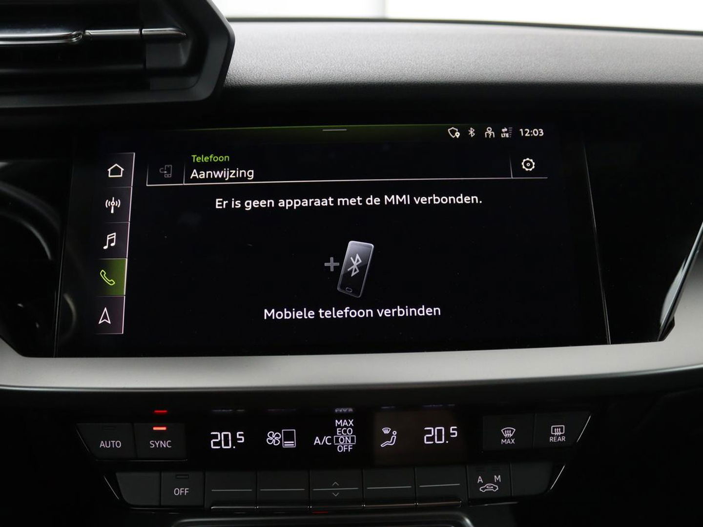 Audi A3 Limousine 30 TFSI Business edition Automaat | Trekhaak | Navigatie | Appel CarPlay | Cruise Control | DAB | LMV