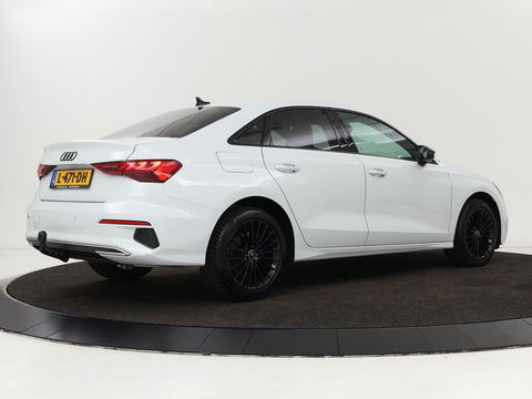 Audi A3 Limousine 30 TFSI Business edition Automaat | Trekhaak | Navigatie | Appel CarPlay | Cruise Control | DAB | LMV