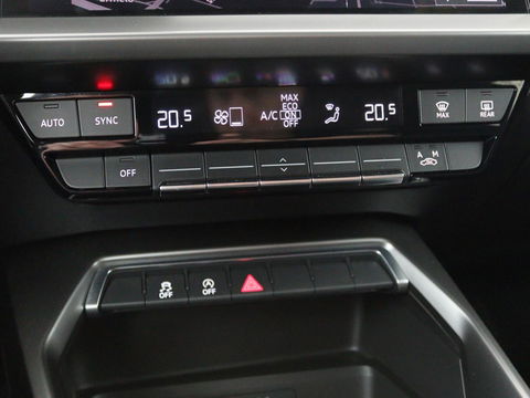 Audi A3 Sportback 30 TFSI Business edition Automaat | Trekhaak | Navigatie | Appel CarPlay | Cruise Control | DAB | LED | LMV