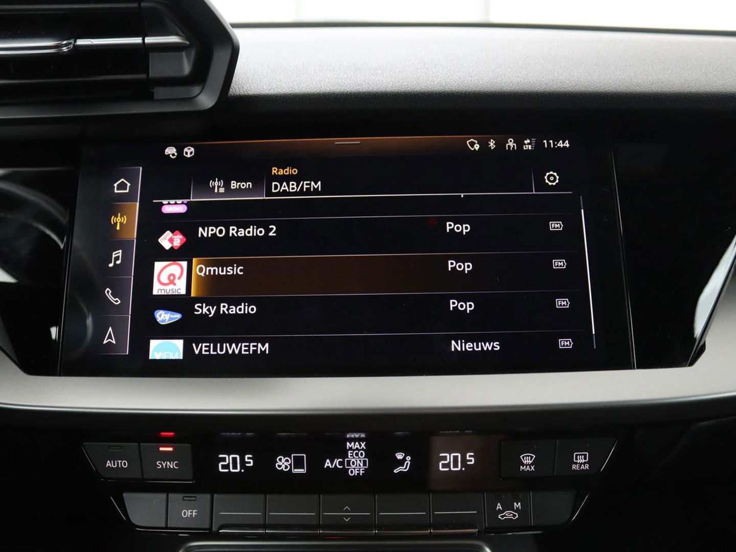 Audi A3 Sportback 30 TFSI Business edition Automaat | Trekhaak | Navigatie | Appel CarPlay | Cruise Control | DAB | LED | LMV