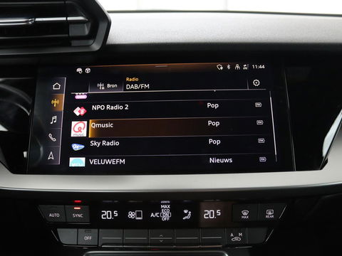 Audi A3 Sportback 30 TFSI Business edition Automaat | Trekhaak | Navigatie | Appel CarPlay | Cruise Control | DAB | LED | LMV