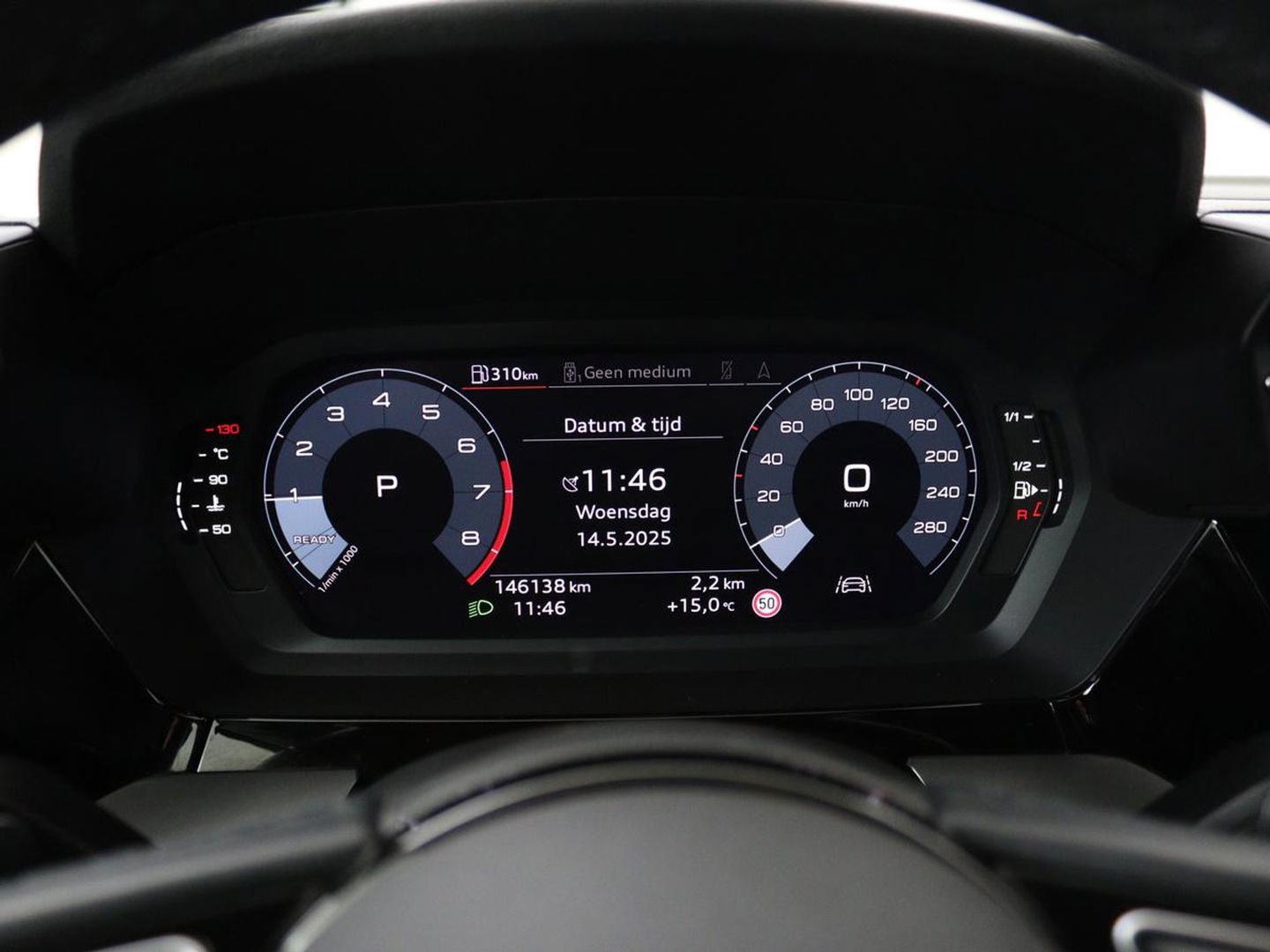 Audi A3 Sportback 30 TFSI Business edition Automaat | Trekhaak | Navigatie | Appel CarPlay | Cruise Control | DAB | LED | LMV