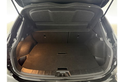 Nissan QASHQAI 1.2 Tekna 360 Camera Trekhaak LED Navi 19"LMV Clima Cruise PDC