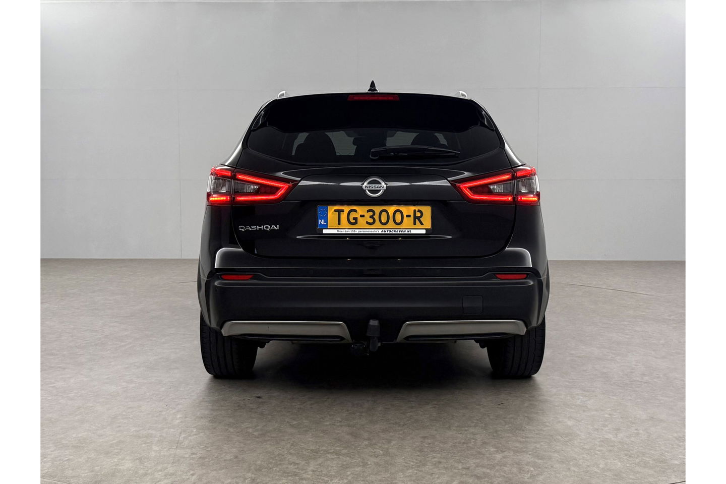 Nissan QASHQAI 1.2 Tekna 360 Camera Trekhaak LED Navi 19"LMV Clima Cruise PDC