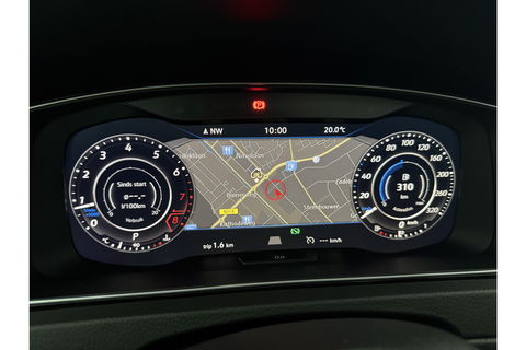 Volkswagen Golf 1.5 TSI 150PK R-line | APK tot 01-2027 | DSG Pano LED Camera Virtual Carplay Clima Cruise Trekhaak Navi PDC 17"LMV