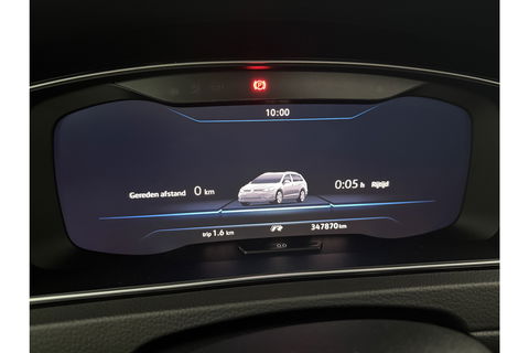 Volkswagen Golf 1.5 TSI 150PK R-line | APK tot 01-2027 | DSG Pano LED Camera Virtual Carplay Clima Cruise Trekhaak Navi PDC 17"LMV
