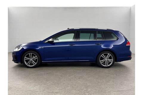 Volkswagen Golf 1.5 TSI 150PK R-line | APK tot 01-2027 | DSG Pano LED Camera Virtual Carplay Clima Cruise Trekhaak Navi PDC 17"LMV