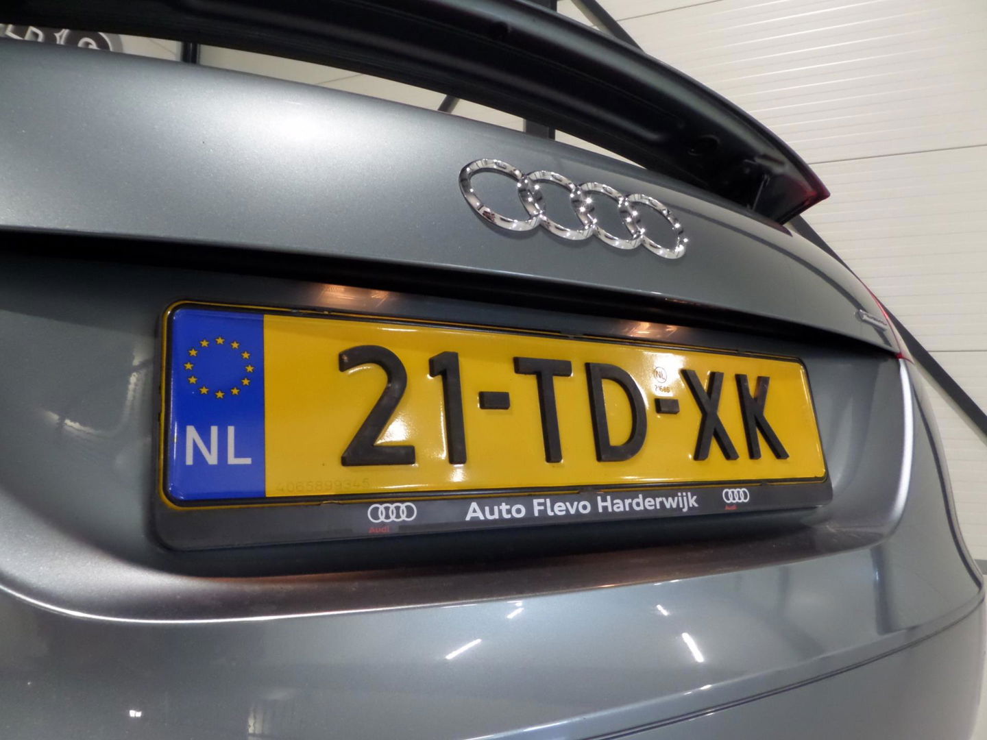Audi TT 3.2 V6 Quattro Pro Line "Origineel NL!" Automaat! Bose Xenon Leer Bluetooth Stoelverwarming, in uniek mooie staat!