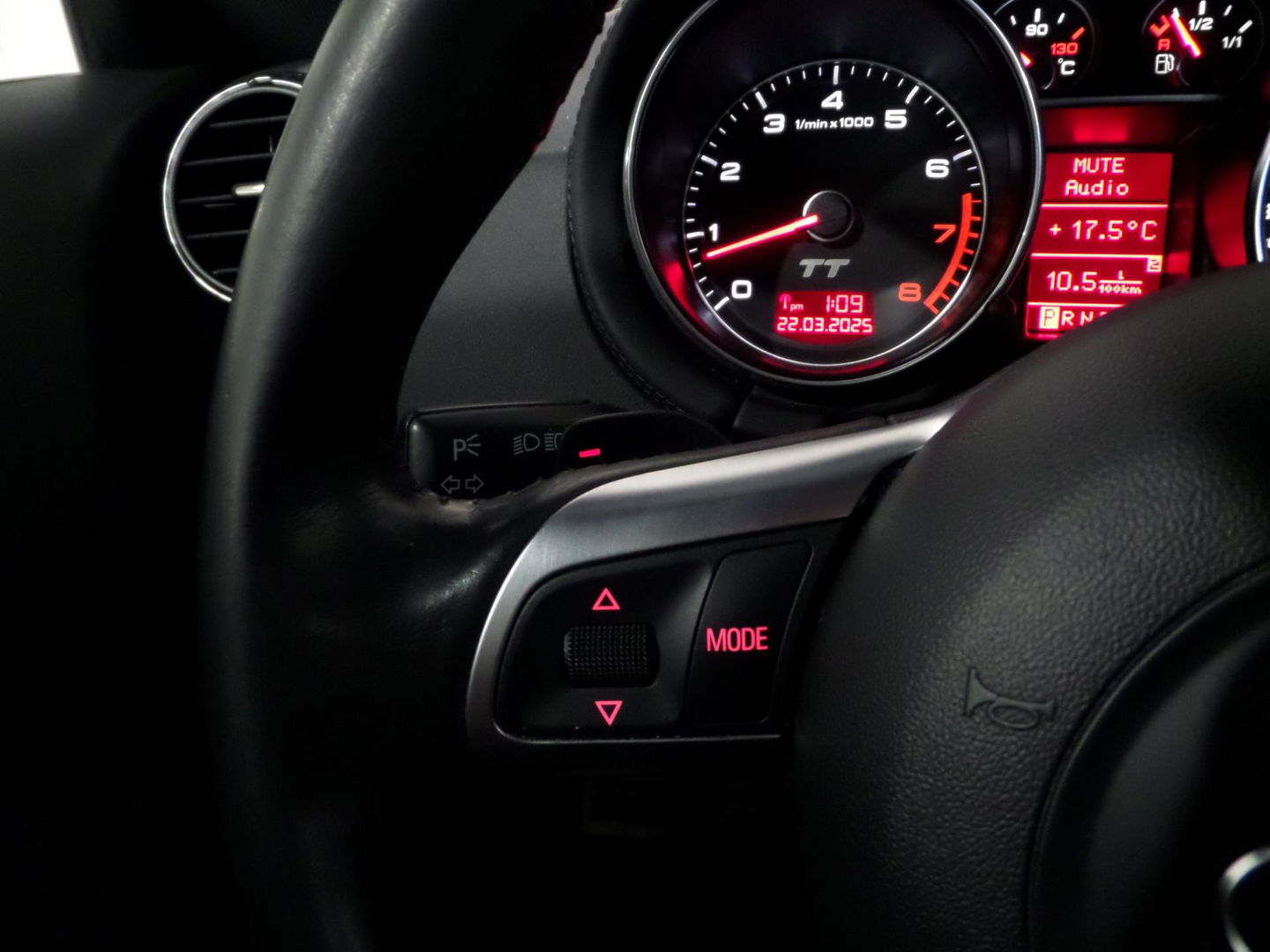 Audi TT 3.2 V6 Quattro Pro Line "Origineel NL!" Automaat! Bose Xenon Leer Bluetooth Stoelverwarming, in uniek mooie staat!