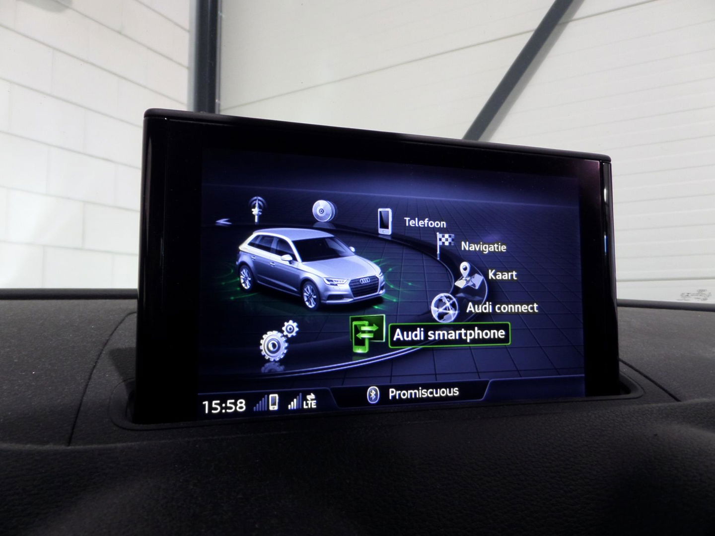 Audi A3 Sportback 30 TFSI Advance Sport "Origineel NL!" 2X S-Line Virtual Full-LED Stoelverwarming, van 2e eigenaar in nieuwstaat!